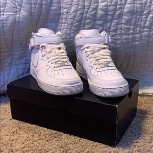 Women’s Nike AF1’s Highs